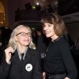 Dominique Issermann et Fanny Ardant à la maison Jean Paul Gaultier pour la présentation du Projet Iccarre à Paris, le 1er décembre 2014, journée mondiale de lutte contre le Sida.