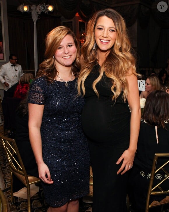 Brittany Wenger et Blake Lively, enceinte, assistent au dîner L'Oreal Paris Women of Worth au Pierre Hotel. New York, le 2 décembre 2014.