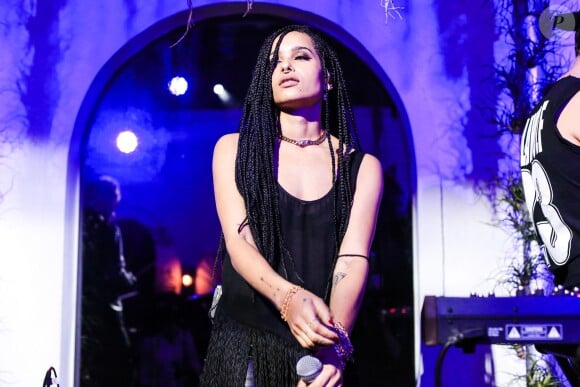 Zoë Kravitz et son groupe Lolawolf animent la soirée d'inauguration du nouveau magasin Chrome Hearts, situé dans le Design District. Miami, le 3 décembre 2014.