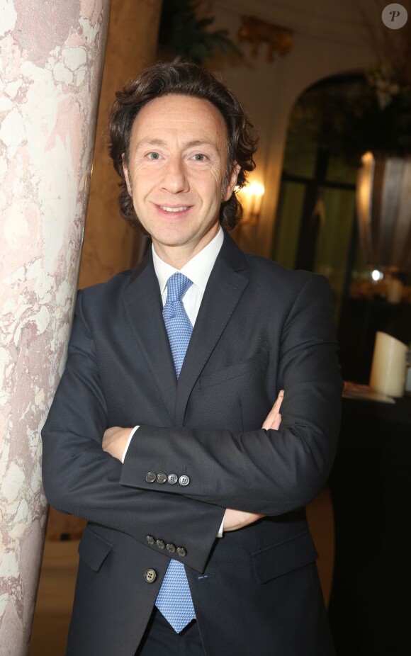 Stéphane Bern - Remise du Prix littéraire des Princes décerné par le magazine Point de Vue à l'Hôtel Peninsula, à Paris le 4 décembre 2014.