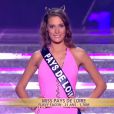  Miss Pays de Loire d&eacute;file en maillot de bain, lors de la c&eacute;r&eacute;monie de Miss France 2015 sur TF1, le samedi 6 d&eacute;cembre 2014. 