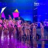 Les 33 Miss défilent en maillot de bain, lors de la cérémonie de Miss France 2015 sur TF1, le samedi 6 décembre 2014.