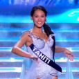  Miss Tahiti d&eacute;file dans l'univers de la Reine des Neiges, lors de la c&eacute;r&eacute;monie de Miss France 2015 sur TF1, le samedi 6 d&eacute;cembre 2014. 