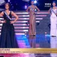 Miss Aquitaine d&eacute;file lors de la c&eacute;r&eacute;monie de Miss France 2015 sur TF1, le samedi 6 d&eacute;cembre 2014. 