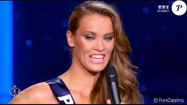 Anne-Laure Fourmont, Miss Provence : Moment de &quot;bug&quot; lors de l&#039;élection Miss France 2015, le 6 décembre 2014 sur TF1