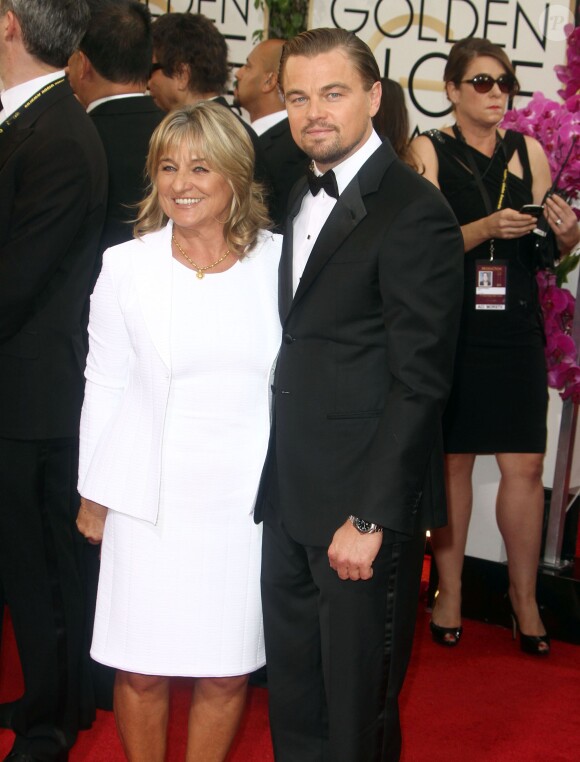 Leonardo DiCaprio et sa mère Irmelin aux Golden Globe Awards à Beverly Hills, le 12 janvier 2014.