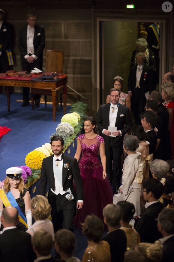 Le prince Carl Philip de Suède, Sofia Hellqvist, Chris O'Neill et la princesse Madeleine - Cérémonie de remise des Prix Nobel à Stockholm le 10 décembre