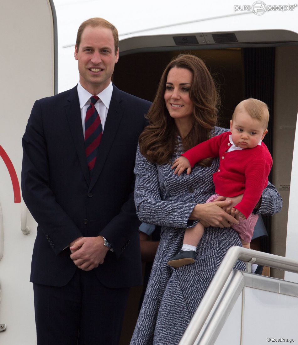 Le prince William, Kate Middleton et le prince George repartent d&#039;Australie, le 25 avril 2014.