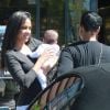 Zoe Saldana enceinte porte le bébé de sa soeur Mariel Saldana alors qu'elle fait du shopping à Los Feliz, le 23 septembre 2014.