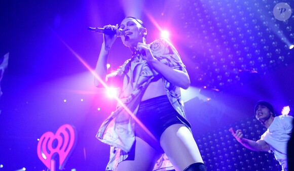 Jessie J preste lors du Jingle Ball de la station Hot 99.5 au Verizon Center. Washington, le 15 décembre 2014.