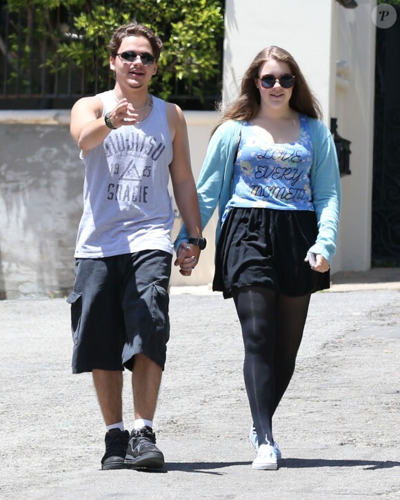Prince Jackson se promène avec sa petite amie Nikita Bess et sa mère à Beverly Hills. Le 8 mai 2014 