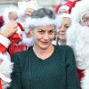 La star Lio - Plus de 250 personnes ont participé, vêtues en Père Noël, à la première Grande Parade des Pères Noël de la Côte d'Azur, avec comme marraine la chanteuse et comédienne Lio, à Vallauris Golfe-Juan, le 20 décembre 2014.