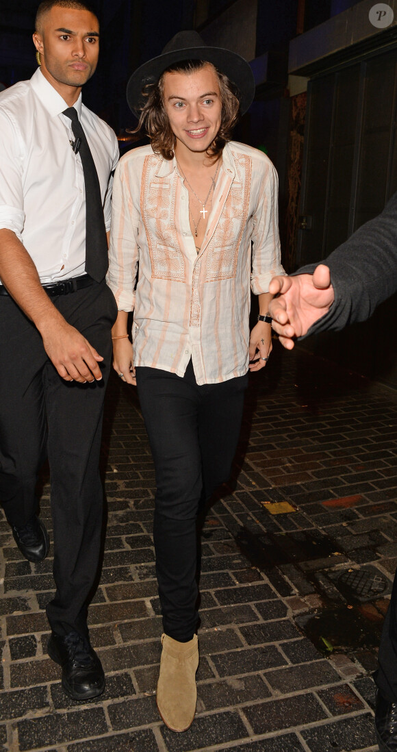 Harry Styles à la sortie de la boîte de nuit "The Box" à New York, le 3 décembre 2014. 