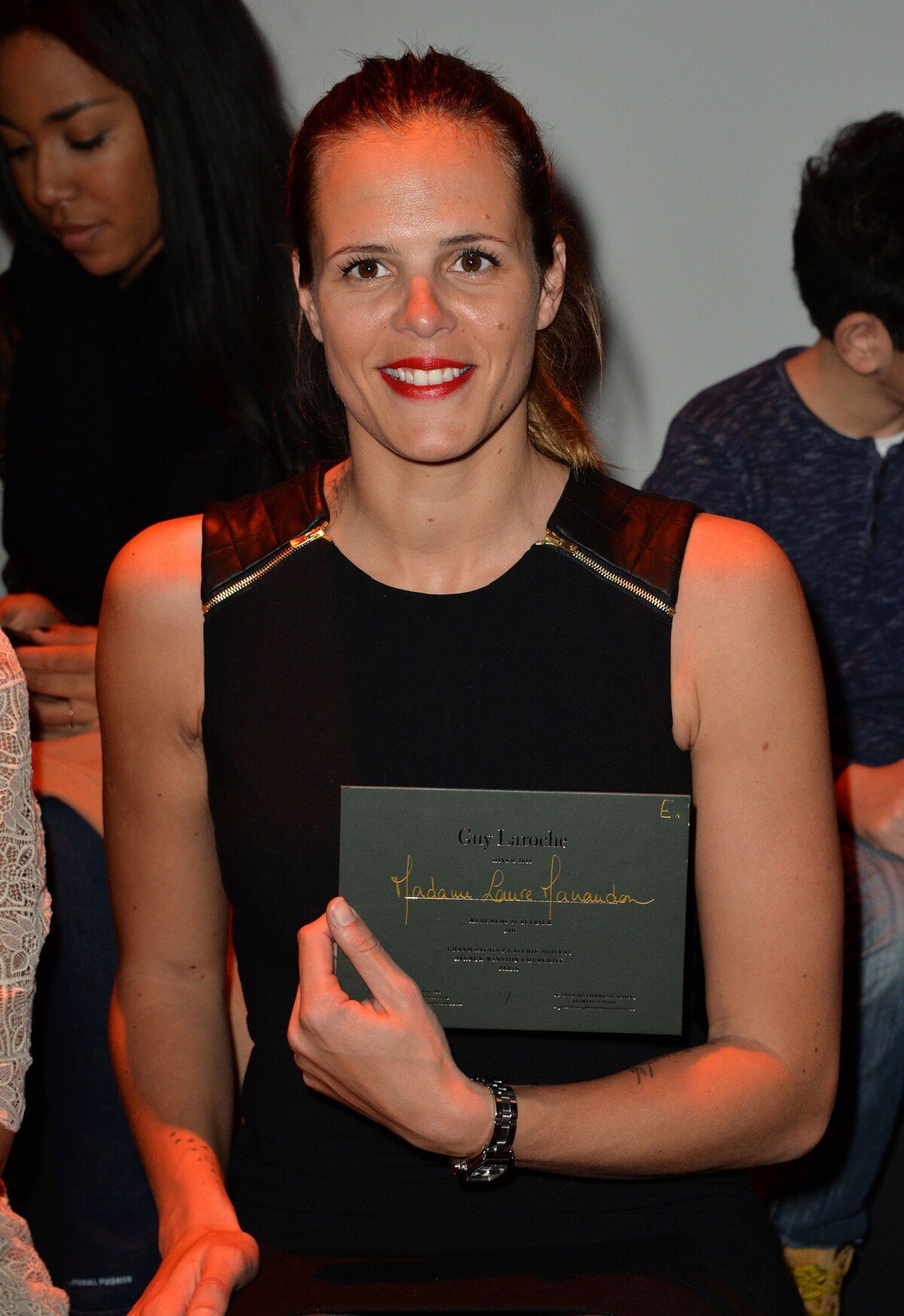 Photo Laure Manaudou People Au Défilé De Mode Guy Laroche Collection Prêt à Porter 7294