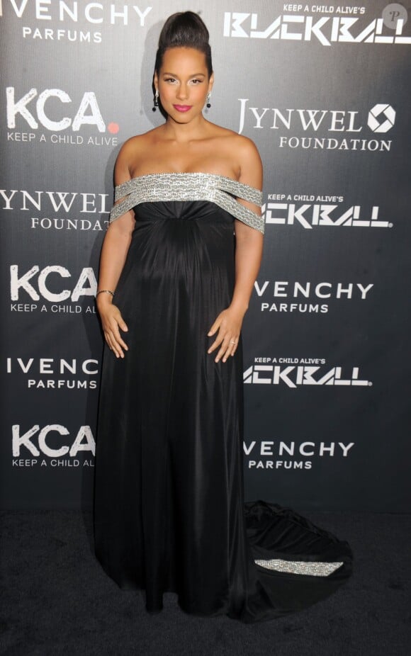 Alicia Keys (enceinte) lors de la soirée "Keep A Child Alive Black Ball" organisée au Hammerstein Ballroom de New York, le 30 octobre 2014.