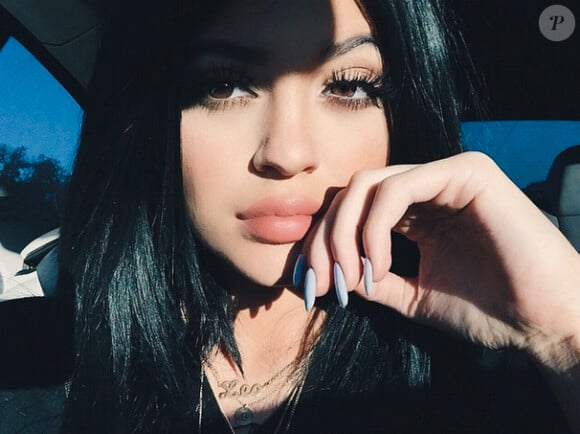 La divine Kylie Jenner s'offre un selfie le 3 janvier 2015