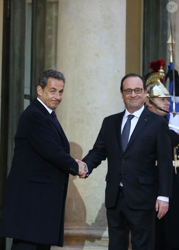 François Hollande reçoit Nicolas Sarkozy à l'Élysée le 8 janvier 2015.