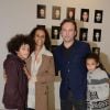 Exclusif - Vincent Perez, sa femme Karine Silla et leurs enfants Pablo et Tess Perez - Vernissage de l'exposition photo de Vincent Perez à Paris à la Galerie Cinéma rue Saint-Claude à Paris, le 8 janvier 2015.