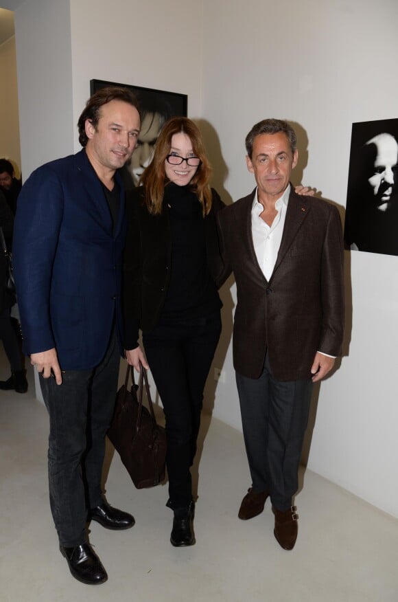 Exclusif - Vincent Perez, Carla Bruni et Nicolas Sarkozy - Vernissage de l'exposition photo de Vincent Perez à Paris à la Galerie Cinéma rue Saint-Claude à Paris, le 8 janvier 2015.