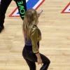 La performance de Fergie lors du match de basket-ball qui a vu s'affronter les Lakers et les Clippers au Staples Center le 7 janvier 2015 
