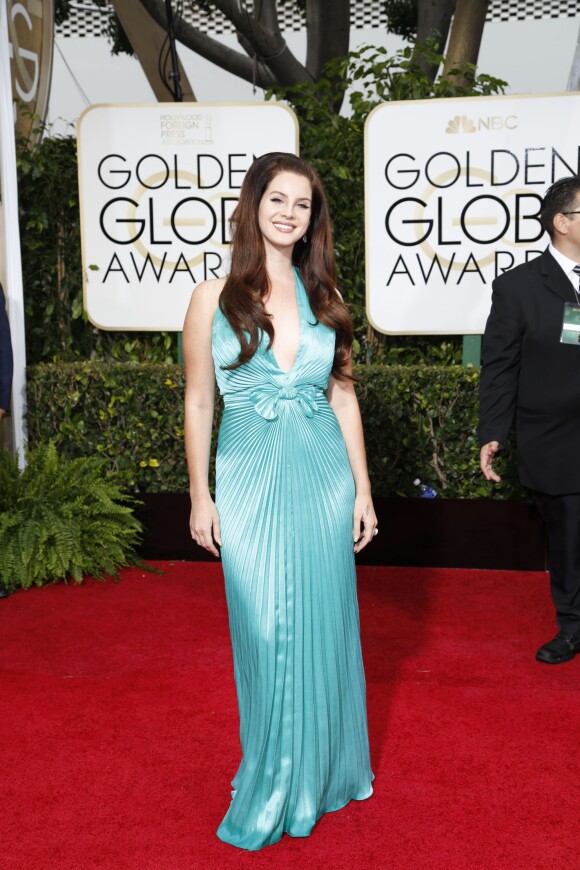 Lana Del Rey dans une robe Travilla - La 72e cérémonie annuelle des Golden Globe Awards à Beverly Hills, le 11 janvier 2015.