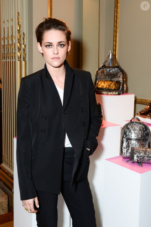 Kristen Stewart assiste à la présentation de la collection automne 2015 de Stella McCartney. New York, le 12 janvier 2014.