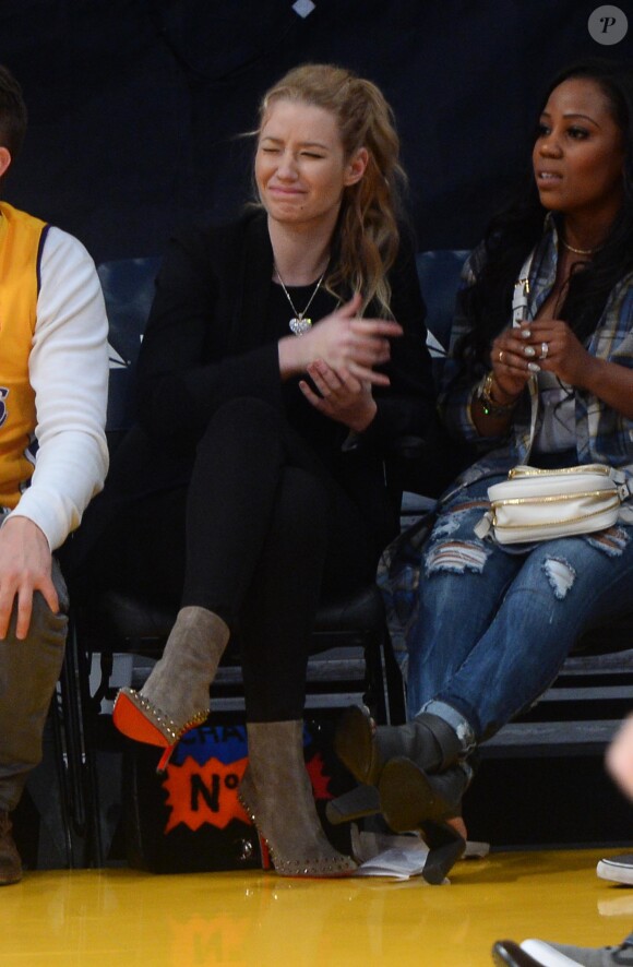 Iggy Azalea assiste à la rencontre Los Angeles Lakers - Phoenix Suns au Staples Center. Los Angeles, le 28 décembre 2014.
