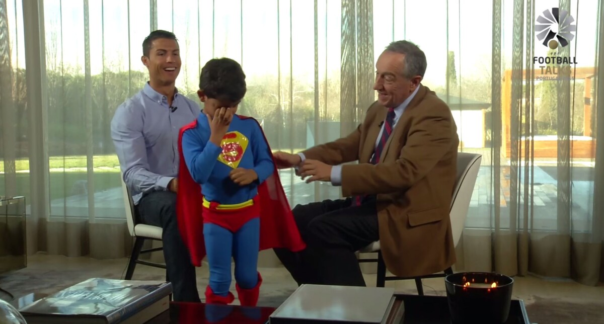 Vidéo : Le fils de Cristiano Ronaldo intervient en pleine interview
