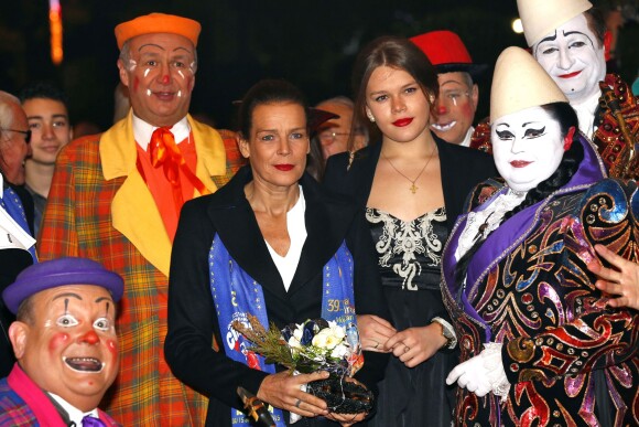 La princesse Stéphanie de Monaco et sa fille Camille Gottlieb ont assisté à la 2e soirée du 39e Festival International du Cirque de Monte-Carlo au Chapiteau de Fontvieille à Monaco, le 16 janvier 2015.