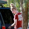 Iggy Azalea se dévoile sans make-up et en tenue décontractée à Los Angeles, le 16 janvier 2015