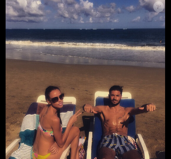Vanessa Lawrens et Julien Guirado sont en vacances à Punta Cana. Janvier 2015.