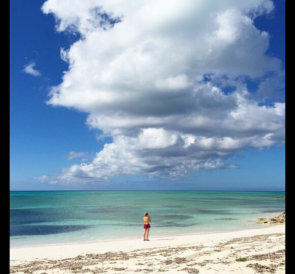 Christie Brinkley a photographié sa fille Sailor lors de leurs vacances de Noël et jour de l'an sous le soleil des îles Turques-et-Caïques. 