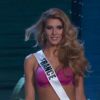 La bombe Camille Cerf, Miss France 2015, sexy en bikini défile pour l'élection Miss Univers 2015, le mercredi 21 janvier 2015 à Miami