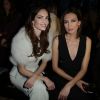 Eugenia Silva et Nieves Alvarez assistent au défilé Elie Saab haute couture printemps-été 2015 au Théâtre National de Chaillot. Paris, le 28 janvier 2015.