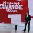 Michel Drucker et sa chienne Isia - Enregistrement de l'émission "Vivement Dimanche" à Paris le 28 janvier 2015. L'émission sera diffusée le 1er Frevier. Invité principal Michel Cymes28/01/2015 - Paris