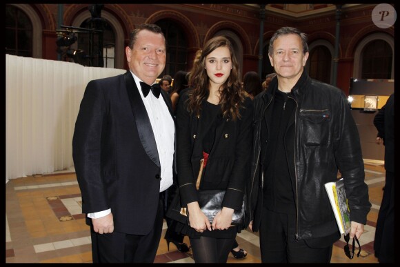 Michel Adé, Gaia Weiss et Francis Huster à Paris le 9 juin 2011