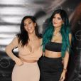  Kim Kardashian et Kylie Jenner lors du lancement de Kylie Hair Kouture &agrave; Beverly Hills, le 13 novembre 2014 