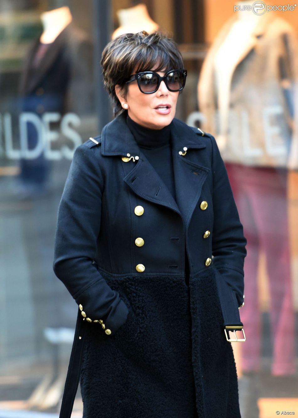  Kris Jenner dans les rues de Londres le 22 janvier 2014 
