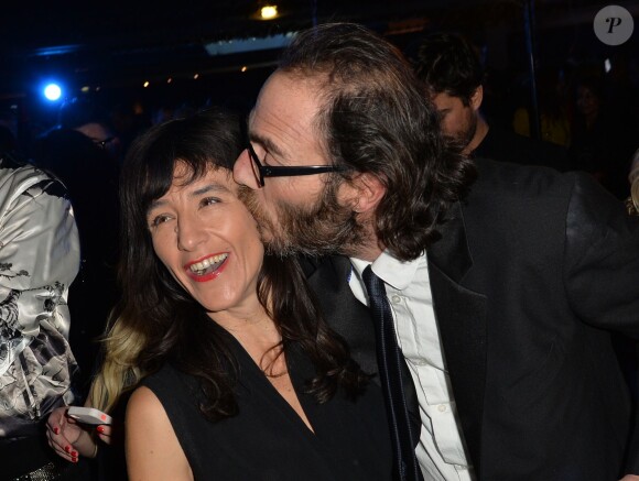 Romane Bohringer et son compagnon Philippe Rebbot - Cocktail lors de la présentation de la nouvelle étoile de la galaxie "Angel" de Thierry Mugler avec sa nouvelle égérie Georgia May Jagger à la Coupole du Printemps Haussmann à Paris, le 30 janvier 2015.