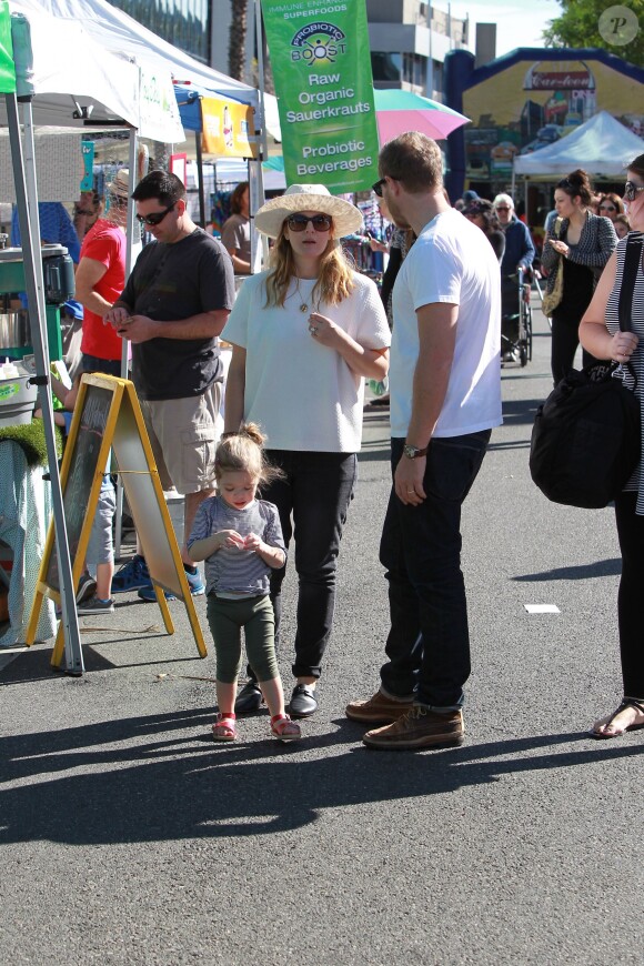 Drew Barrymore et Will Kopelman ont emmené leur petite fille Olive à Farmer's market, le 25 janvier 2015 