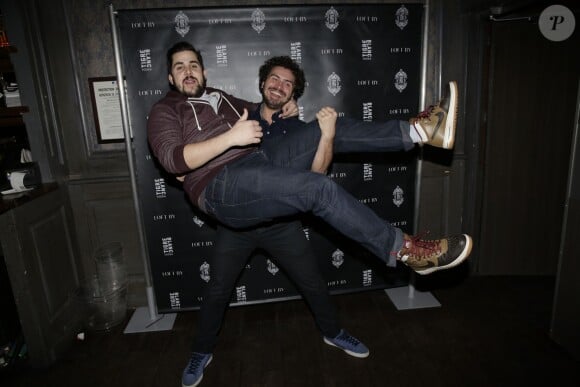 Maxime Musqua et Artus à la soirée "Loft By" au Comedy Club à Paris le 6 février 2015.