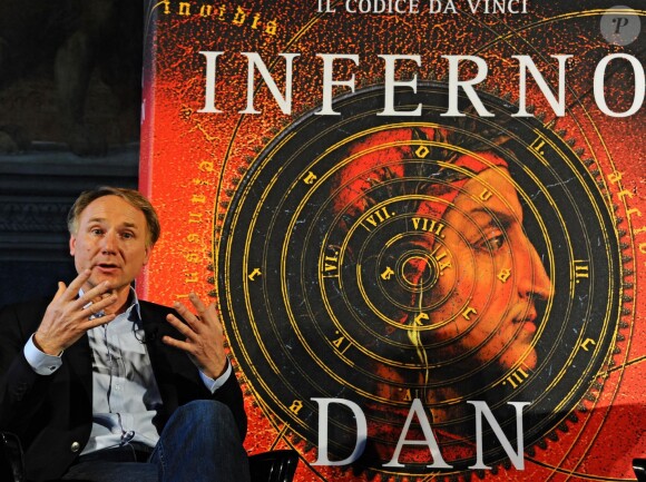 Dan Brown fait le promotion d'Inferno au Palazzo Vecchio à Florence, en juin 2013.