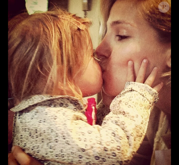 Sur sa page Instagram, Elsa Pataky a ajouté une photo avec sa fille India Rose le 9 mai 2014