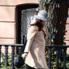 Liv Tyler se promène à New York, le 19 février 2015. L'actrice s'est fait livré des ballons à son domicile. Ce sont les première photos de l'actrice depuis la naissance de son deuxième fils. 