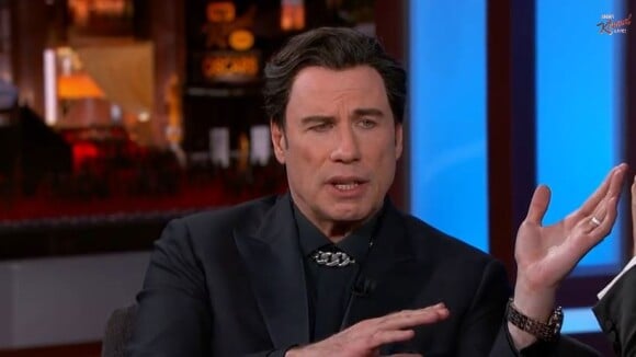 John Travolta, étrange et tactile aux Oscars : ses explications surprenantes