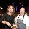 Brooke Shields, Dan Kluger lors de l'événement Chef for Kids Cancer to Benefit Cookies for Kids à New York le 26 février 2015