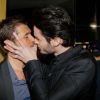 Christophe Beaugrand et Baptiste Giabiconi simulent un baiser - Soirée "Giabiconistyle.com opening" au Vip Room à Paris le 28 février 2015