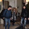 La chanteuse Madonna à la sortie de son hôtel à Paris le 3 mars 2015.