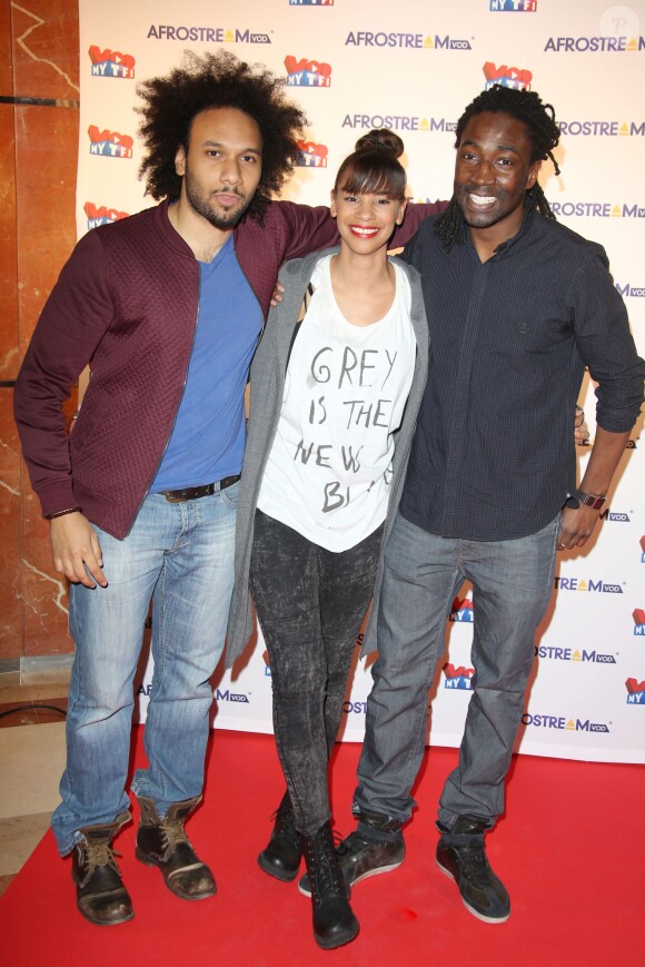 Yassine Azzouz, Alicia Fall et Noom Diawara au lancement du label AfrostreamVOD chez TF1 à Boulogne-Billancourt, le 4 mars 2015.