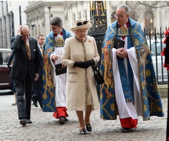 La reine Elizabeth II arrive au service organisé à l'abbaye de Westminster pour le Commonwealth Day, le 9 mars 2015 à Londres.